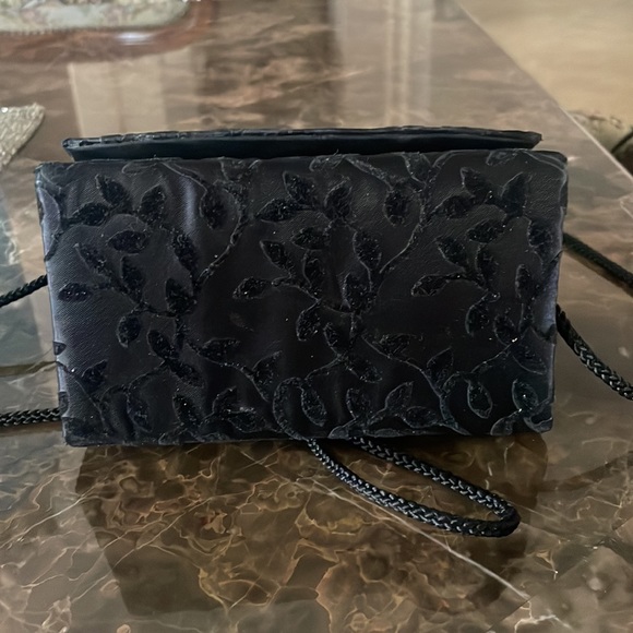 Mini velvet bag - Picture 6 of 7